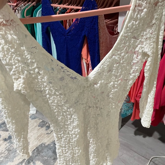 Random shirts - Picture 3 of 15